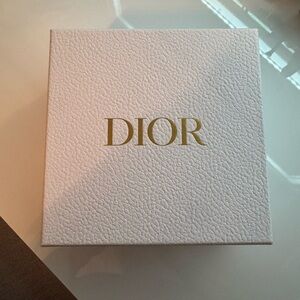 ✨ Auth Dior Box ✨